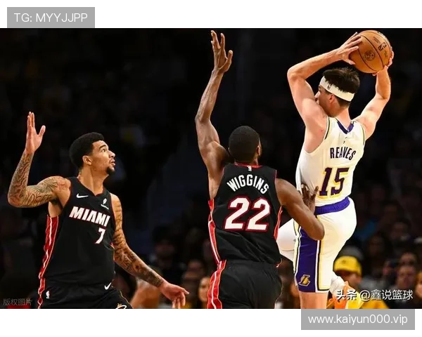 湖人开场三分钟闪击破门震惊全场瞬间引爆比赛高潮